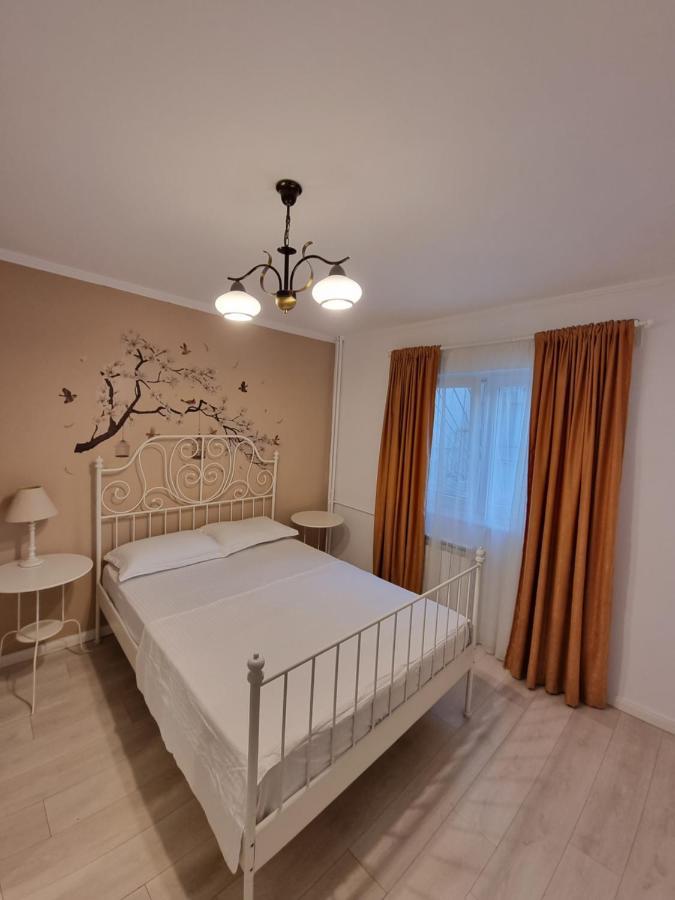 Apartments In The Aviatiei Area On Bucharest Bucareste Exterior foto